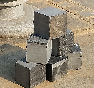 Lime stone Cobble