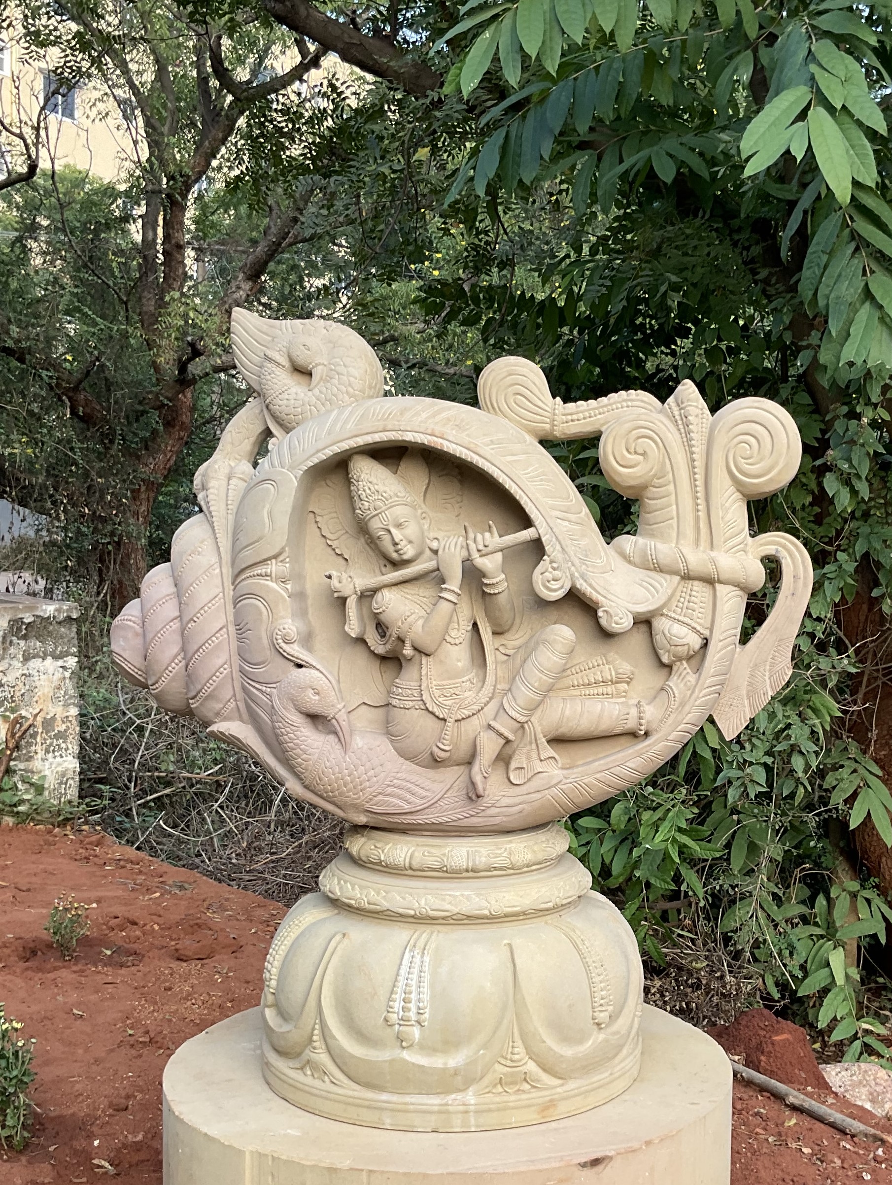Krishna in Conch 4ft