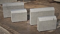 Kerbstone